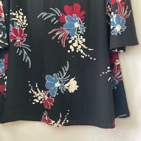 Now| Girls black floral flared long sleeve dress - Picture 5 of 10